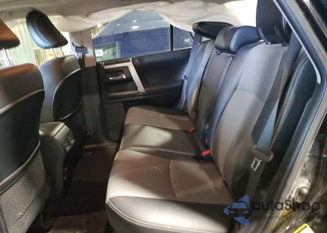 2015 Toyota 4Runner Sr5/Sr5 Premium z USA, uszkodzony, nr VIN JTEBU5JR5F5272798